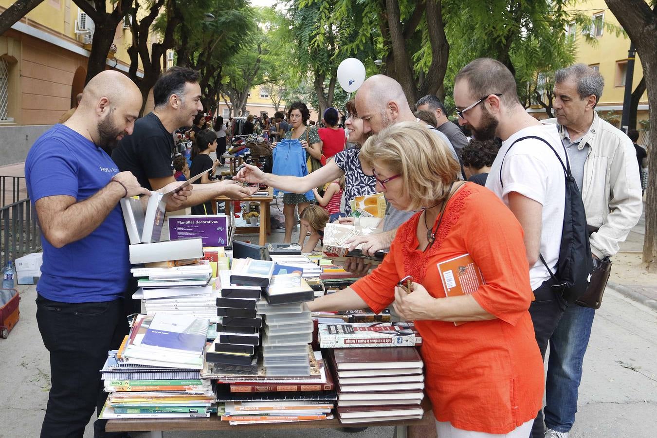 Nueva vida para los trastos de los vecinos de Vistabella