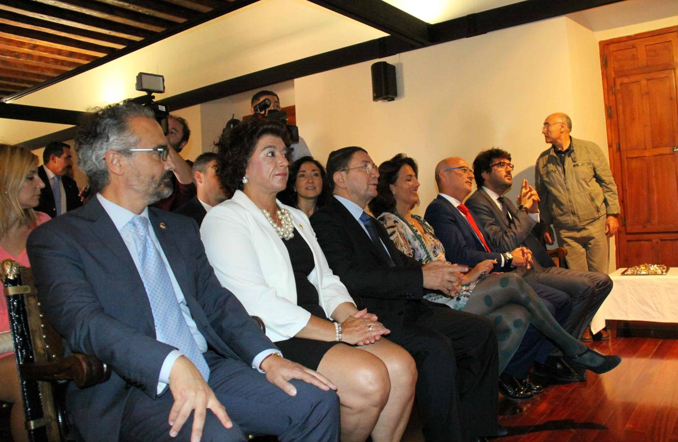 El secretario de la Organización Mundial de Turismo de las Naciones Unidas visita la Real Basílica de la Vera Cruz