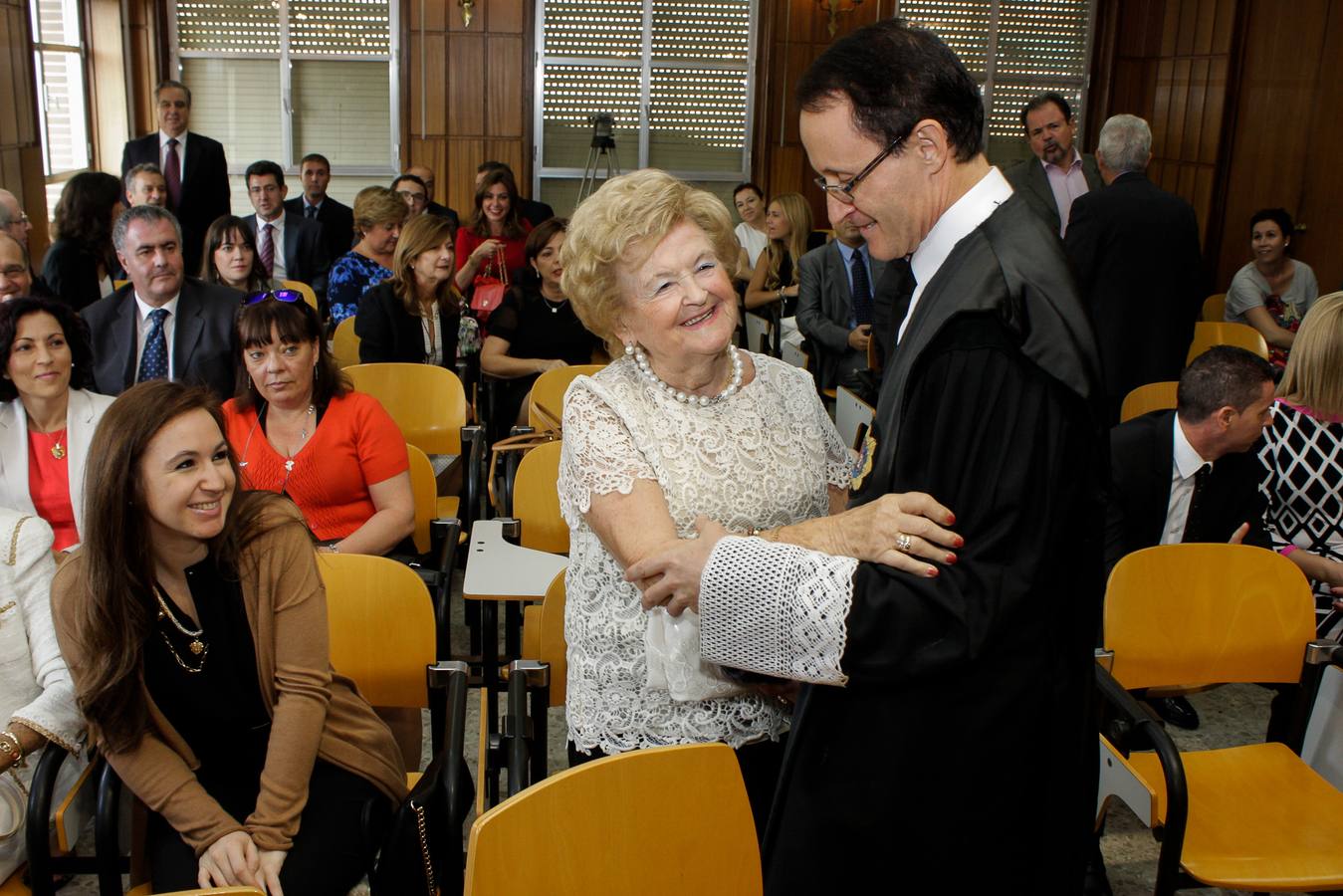 José Luis Díaz Manzanera recibe la Cruz de la Orden de San Raimundo de Peñafort