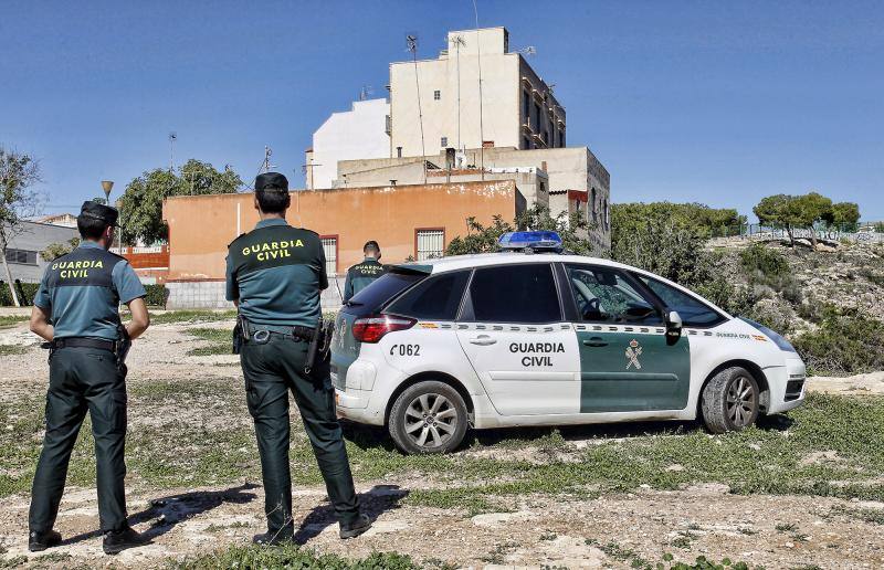 Continúan buscando el cuerpo de la joven desaparecida en Santa Pola