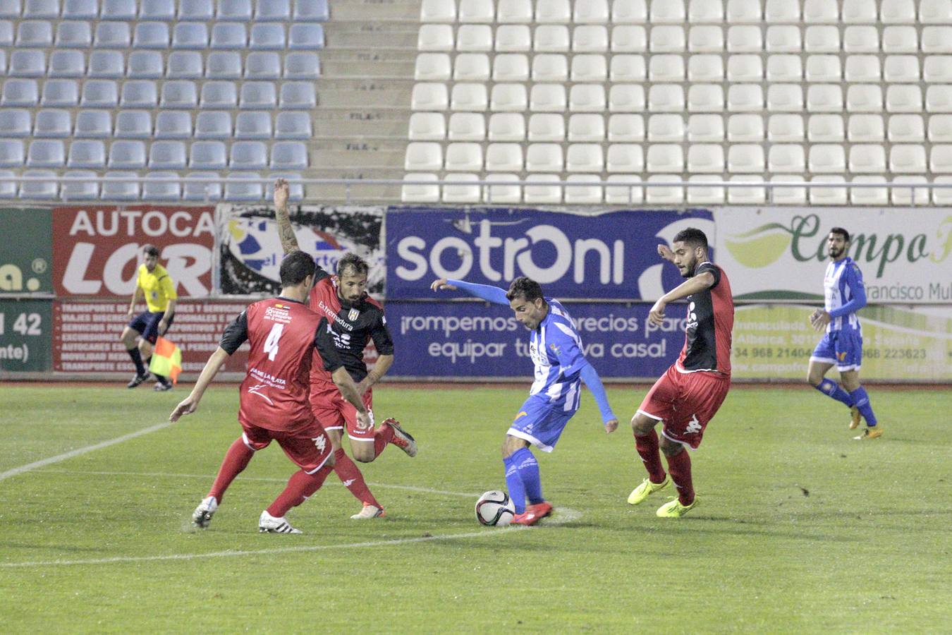 Imágenes del partido La Hoya Lorca-Mérida