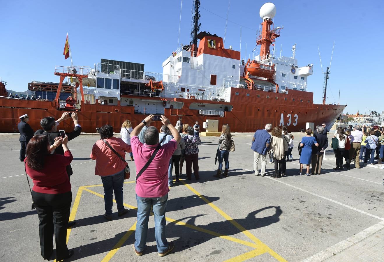 El Hespérides zarpa de nuevo