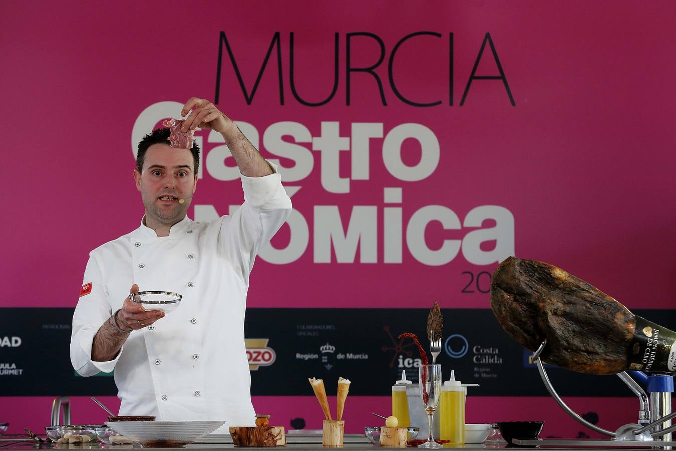 Apertura por todo lo alto