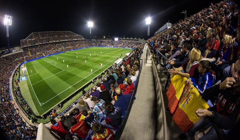 Búscate en el Estadio José Rico Pérez