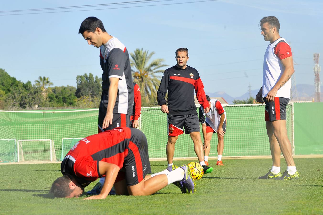 El Elche vuelve a los entrenamientos