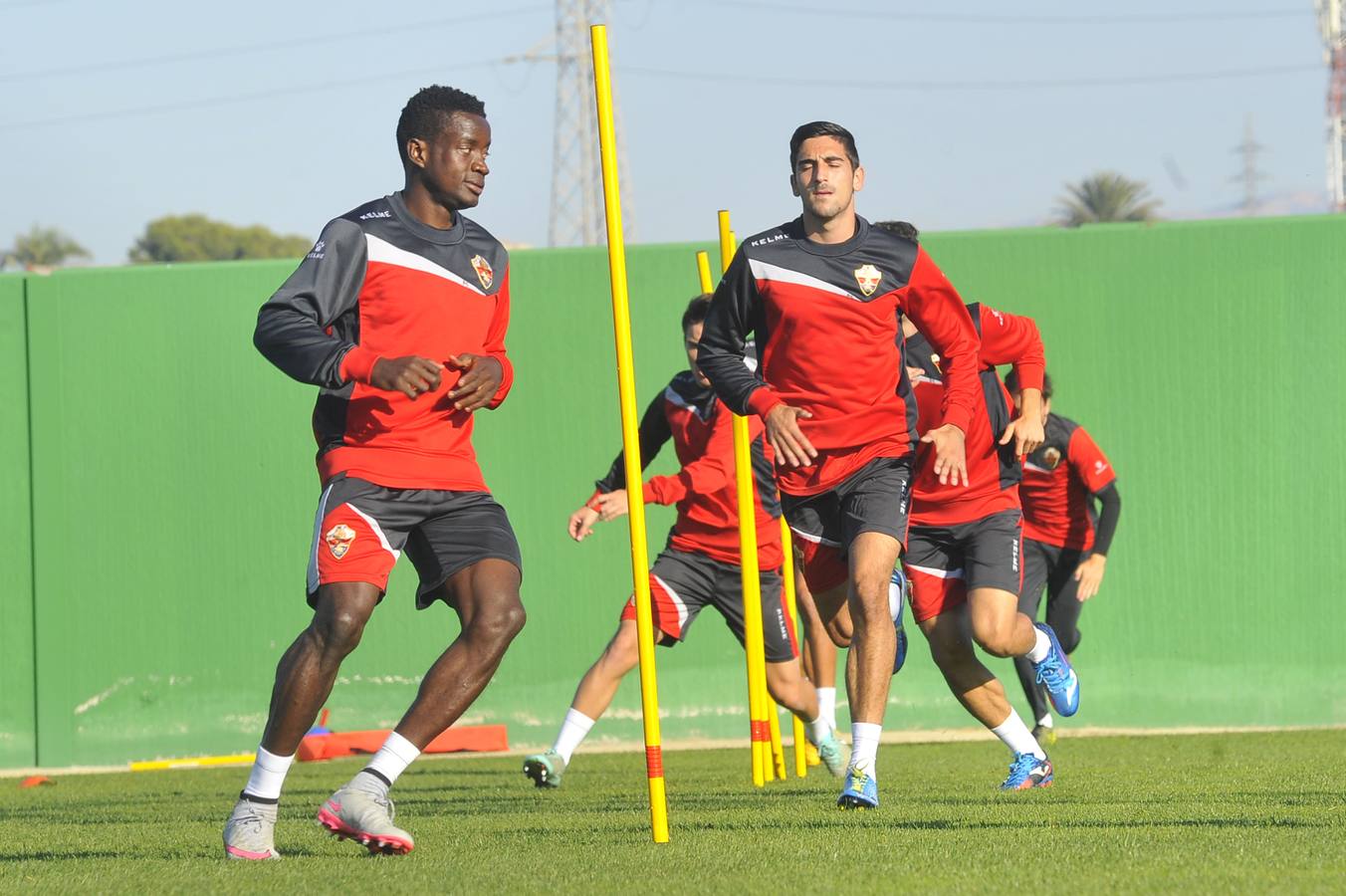 El Elche vuelve a los entrenamientos