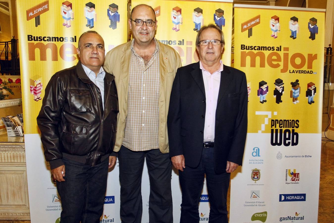 &#039;Photocall&#039; de los VII Premios Web de Alicante (I)