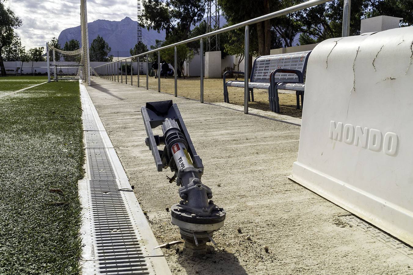 El Ayuntamiento de Granja de Rocamora clausura el polideportivo al encontrar un elevado brote de legionela