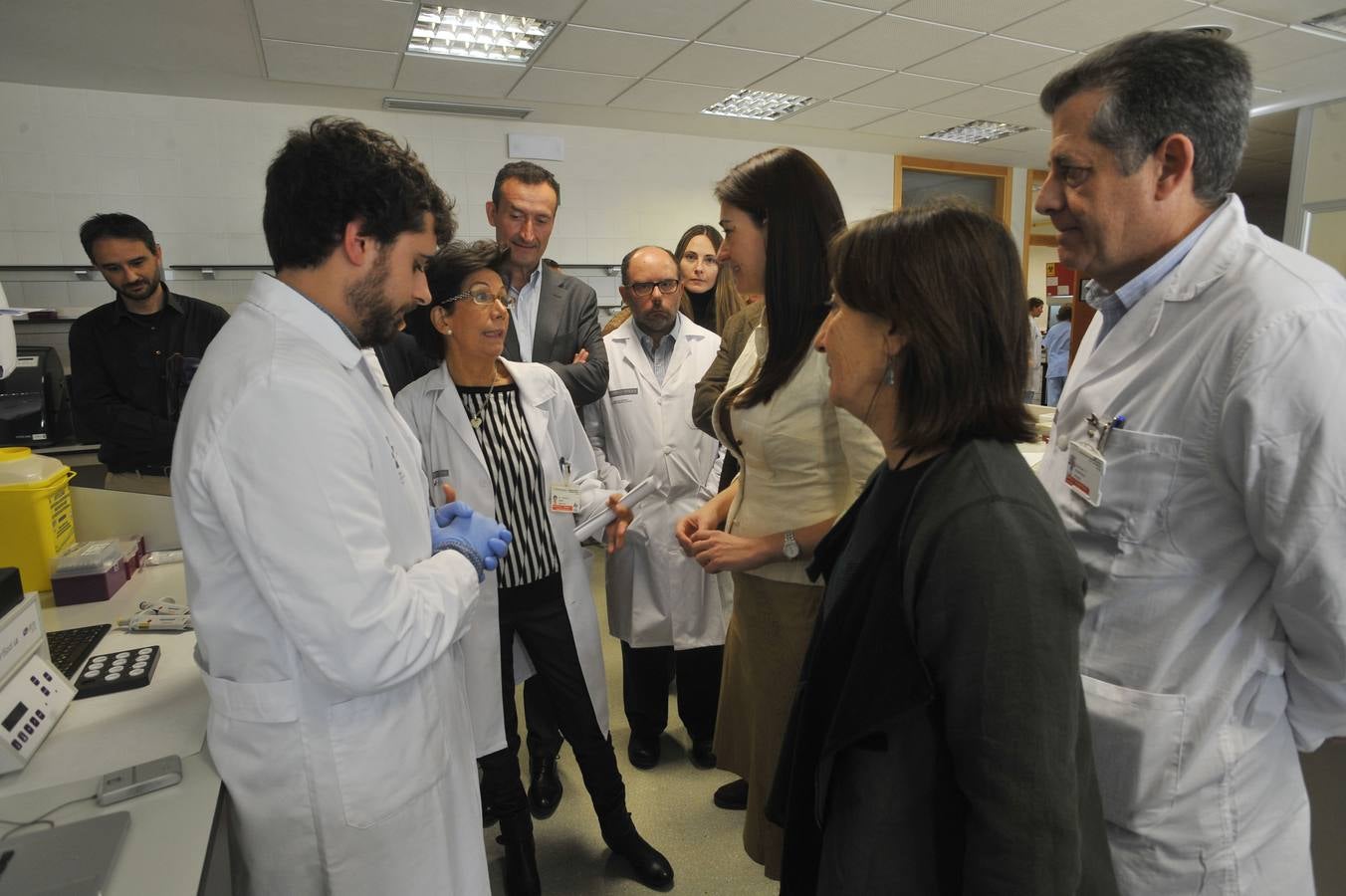 Carmen Montón visita el Hospital General de Elche