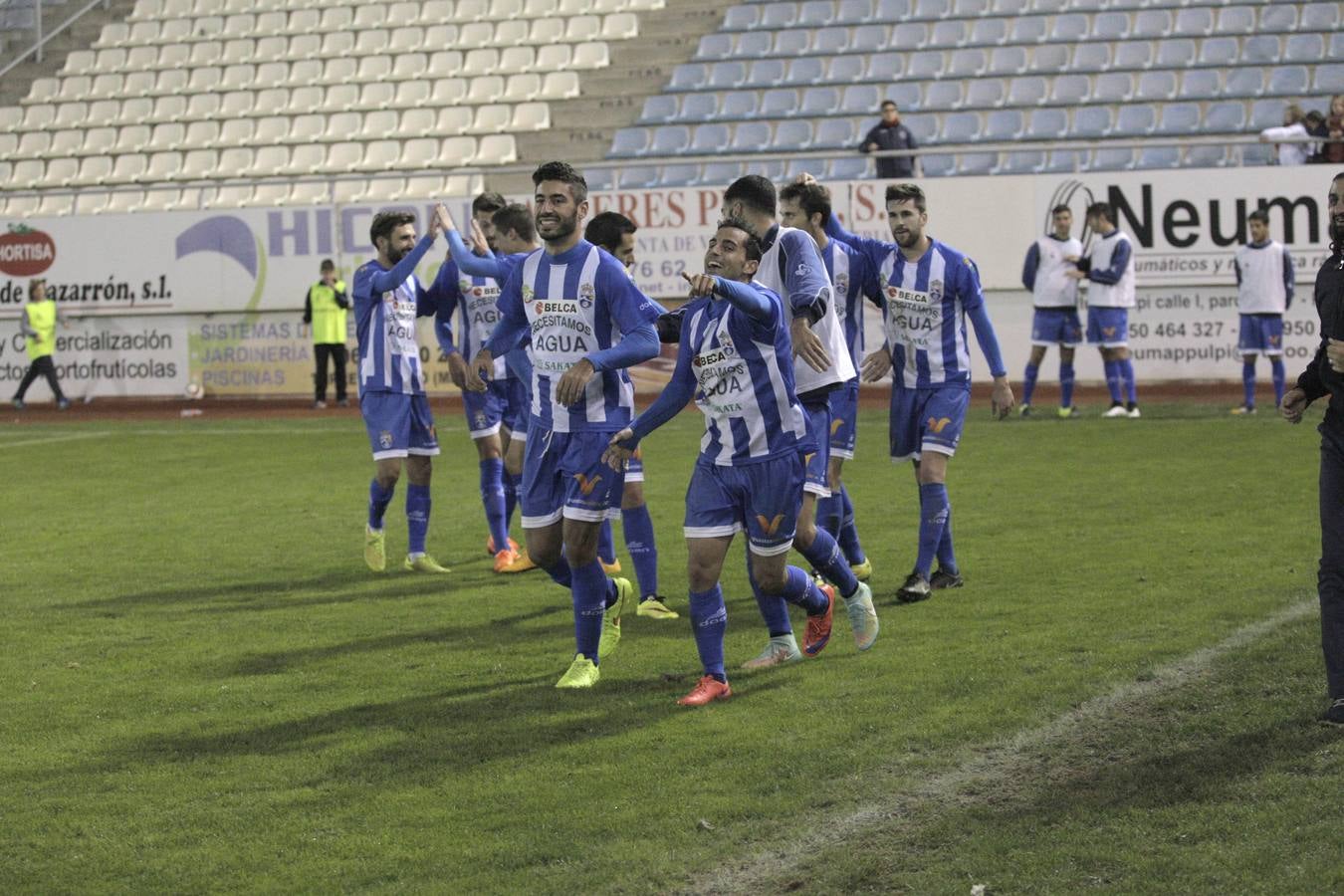 La Hoya no levanta el pie ante el Recre (2-1)