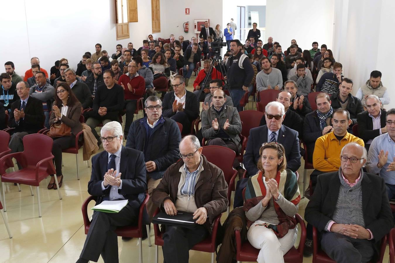 Jumilla analiza los retos del sector vinícola