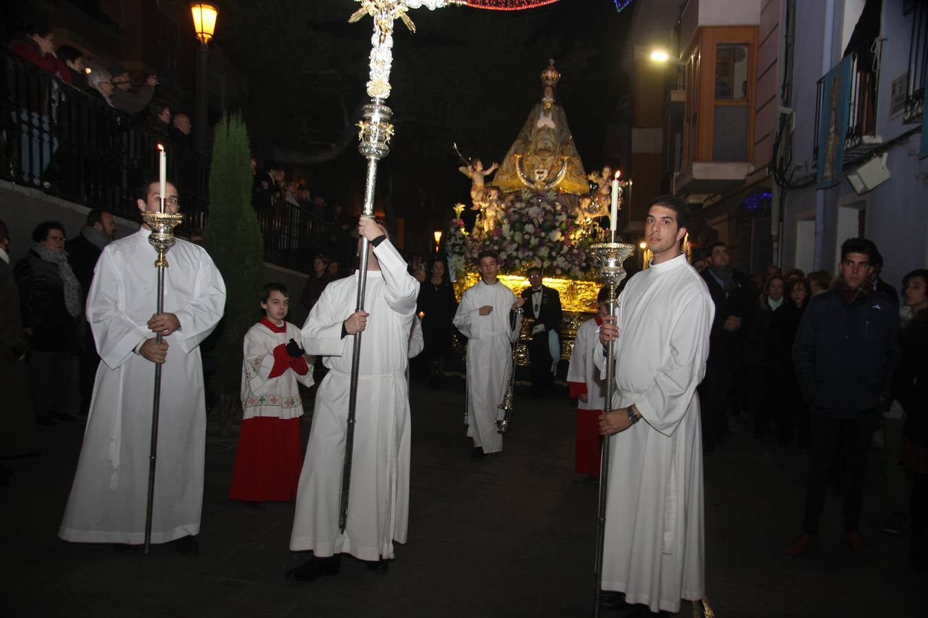 La Patrona de los yeclanos llena de fervor la ciudad