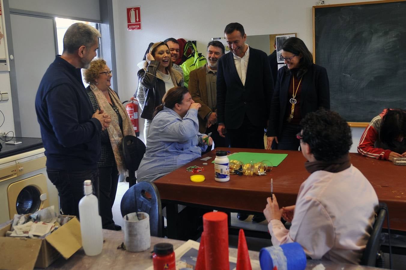 Mònica Oltra visita el centro ocupacional La Tramoia