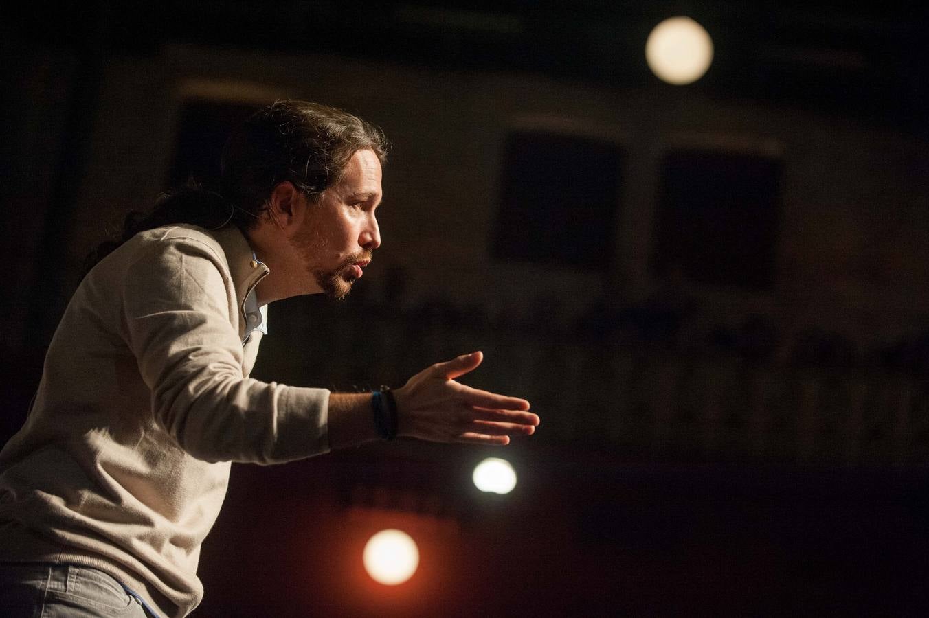 Pablo Iglesias contesta a las preguntas de 50 ciudadanos