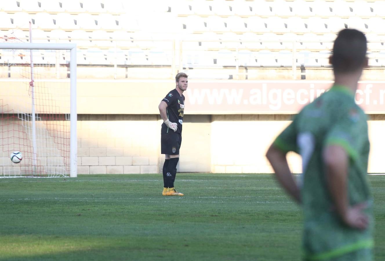 La Hoya se deja 3 puntos en Algeciras (2-1)