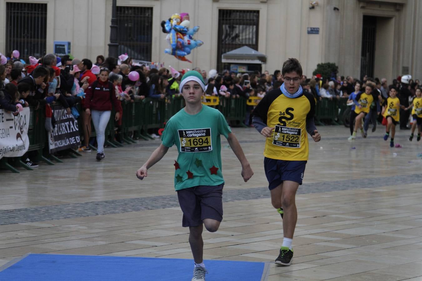 Alevines e infantiles a la carrera en Cartagena