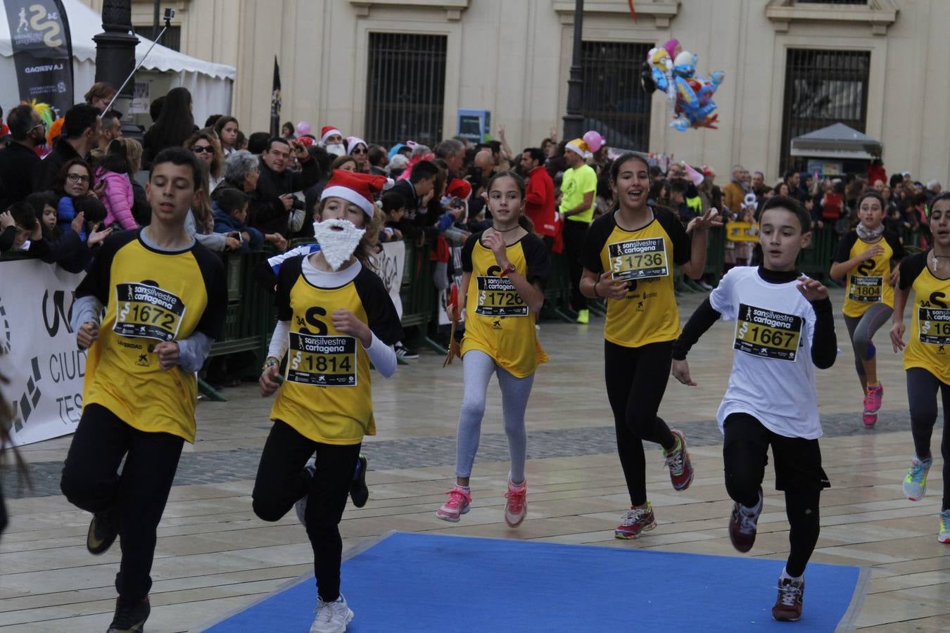 Alevines e infantiles a la carrera en Cartagena