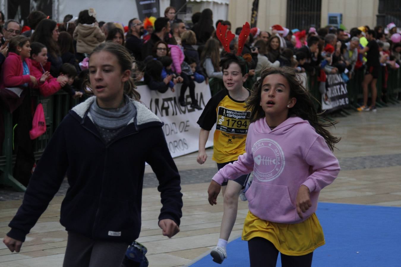 Alevines e infantiles a la carrera en Cartagena