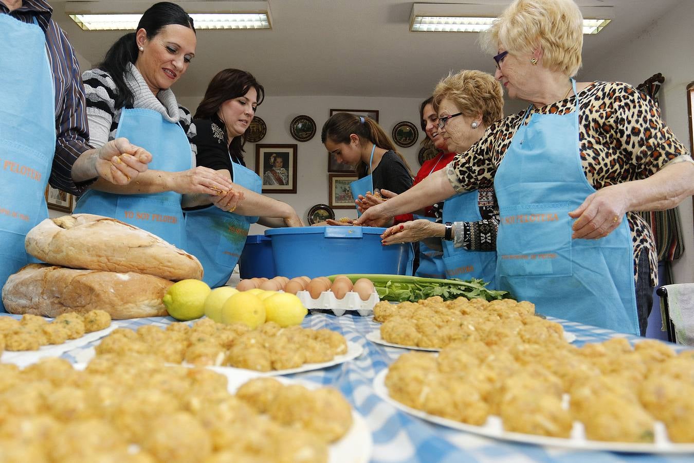 Así se hacen las pelotas de Patiño