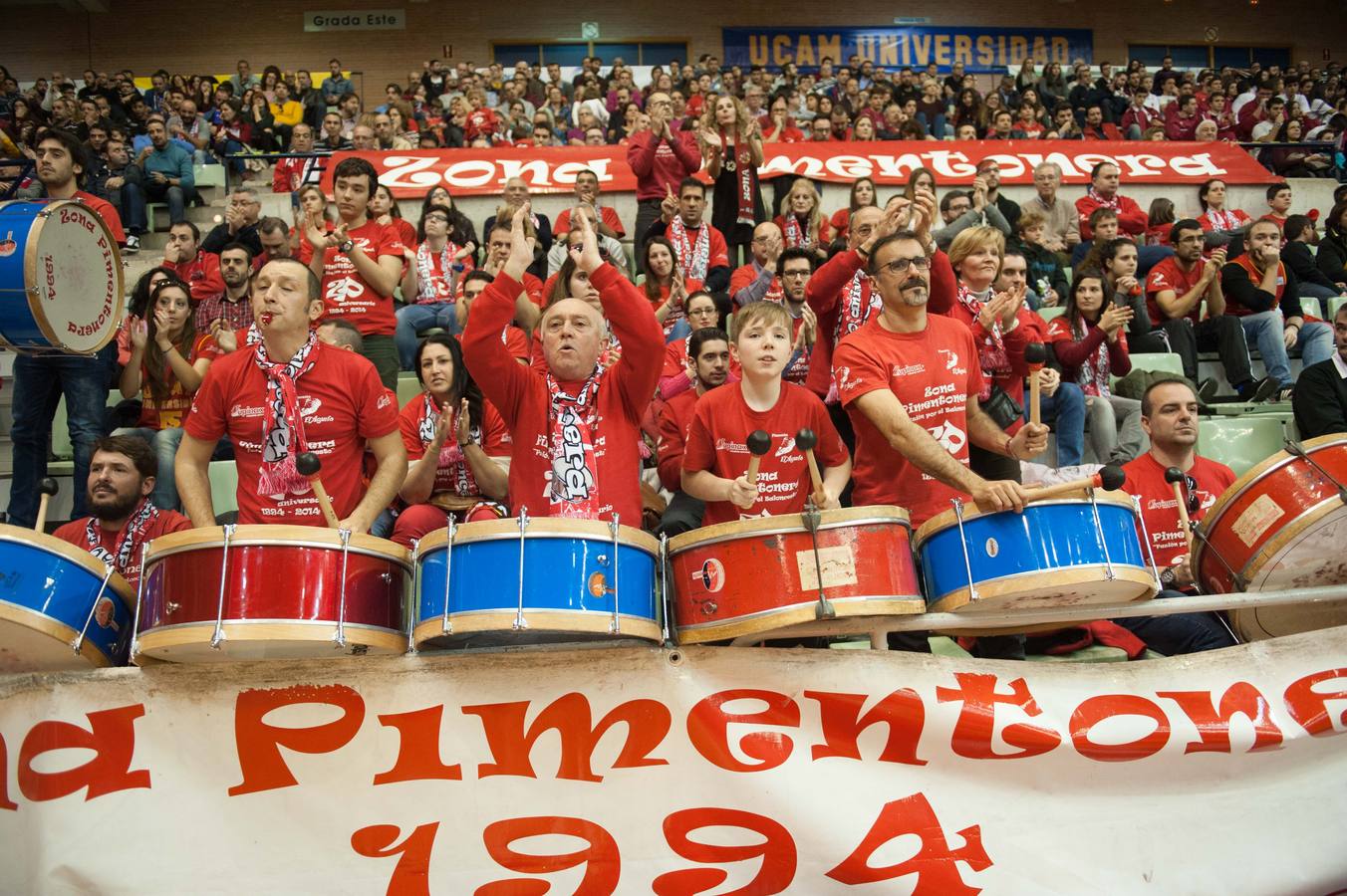 La grada del UCAM Murcia - Montakit