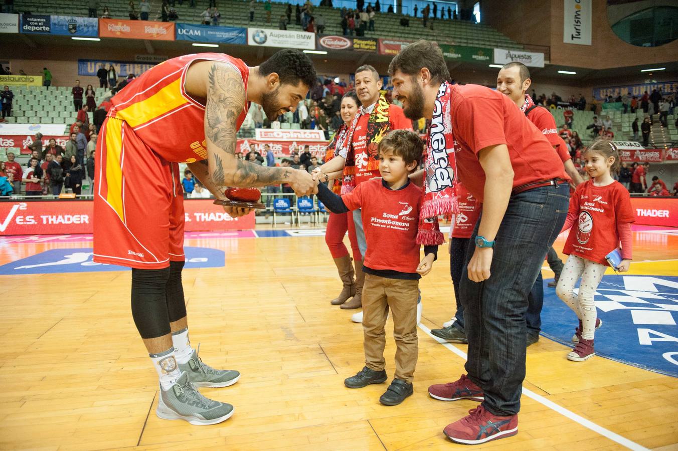 La grada del UCAM Murcia - Montakit