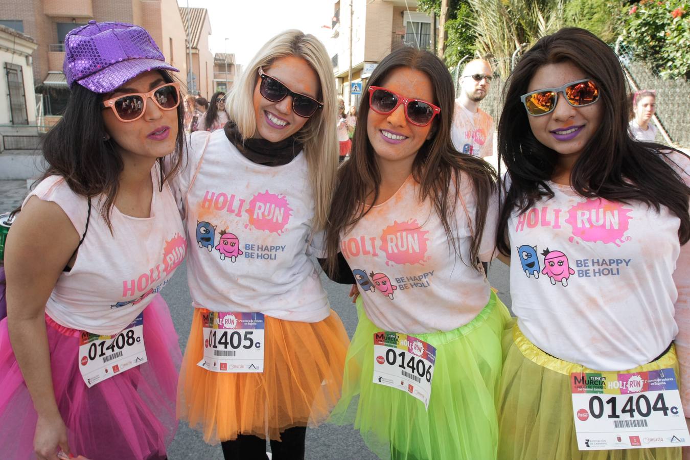 La &#039;Holi Run&#039; llena las calles de color