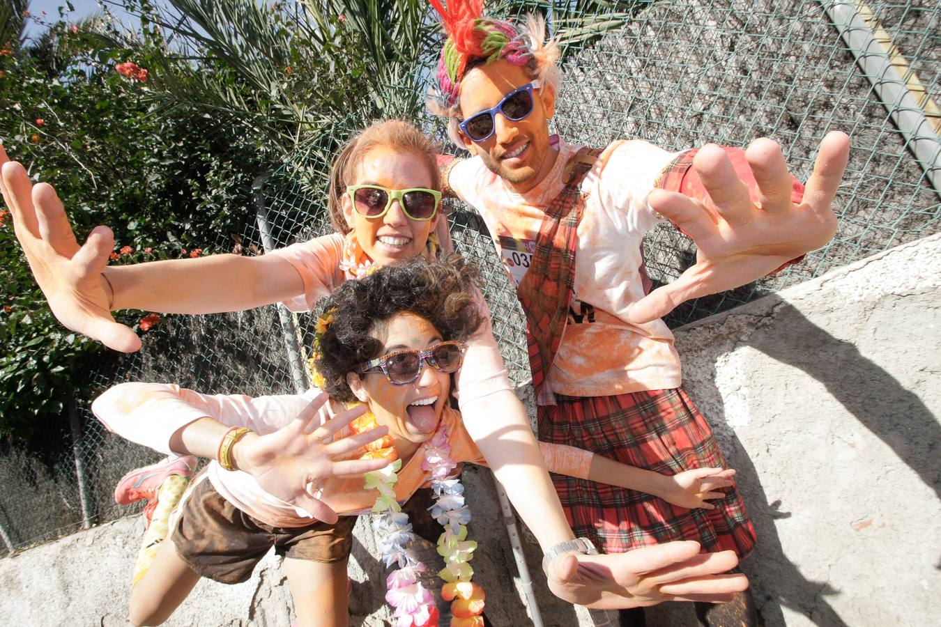 La &#039;Holi Run&#039; llena las calles de color