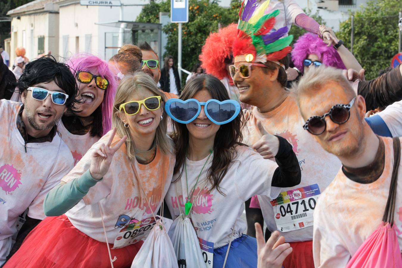 La &#039;Holi Run&#039; llena las calles de color