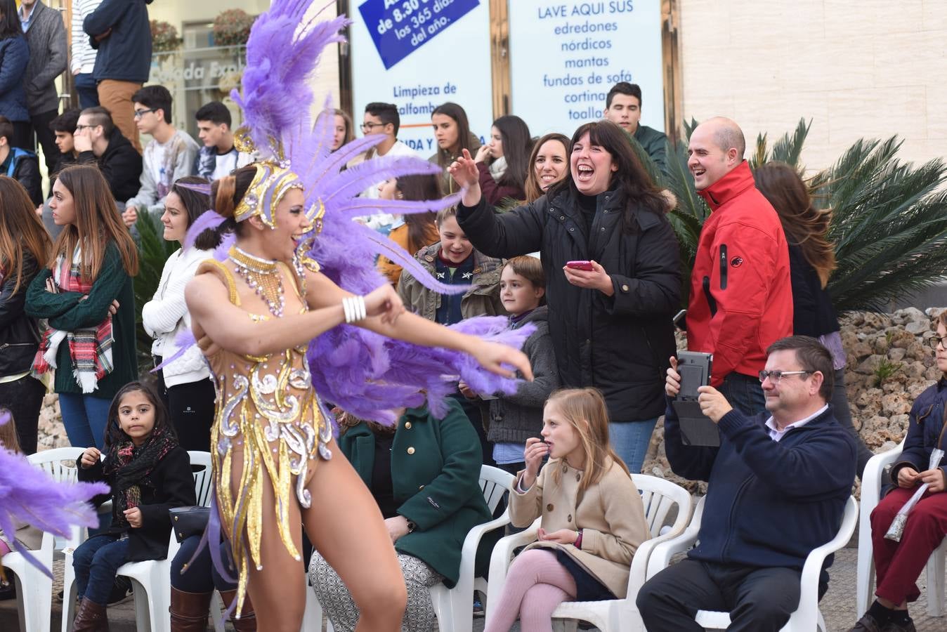 Desenfreno carnavalero en Beniaján