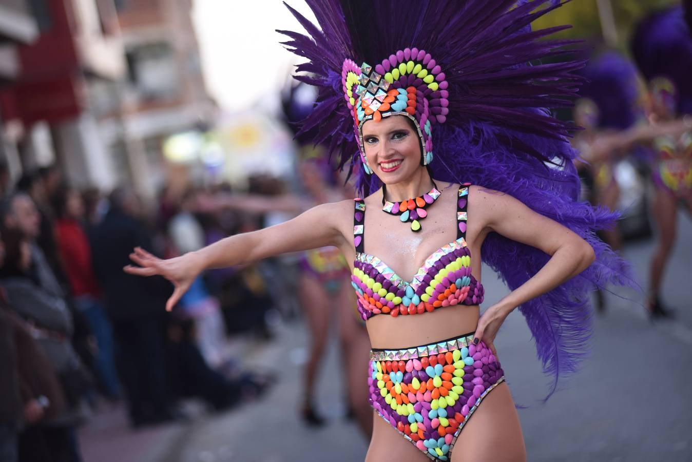 Desenfreno carnavalero en Beniaján