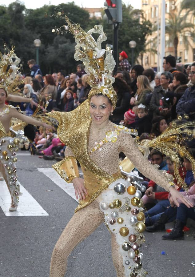 El Carnaval gana al frío de calle en Cartagena