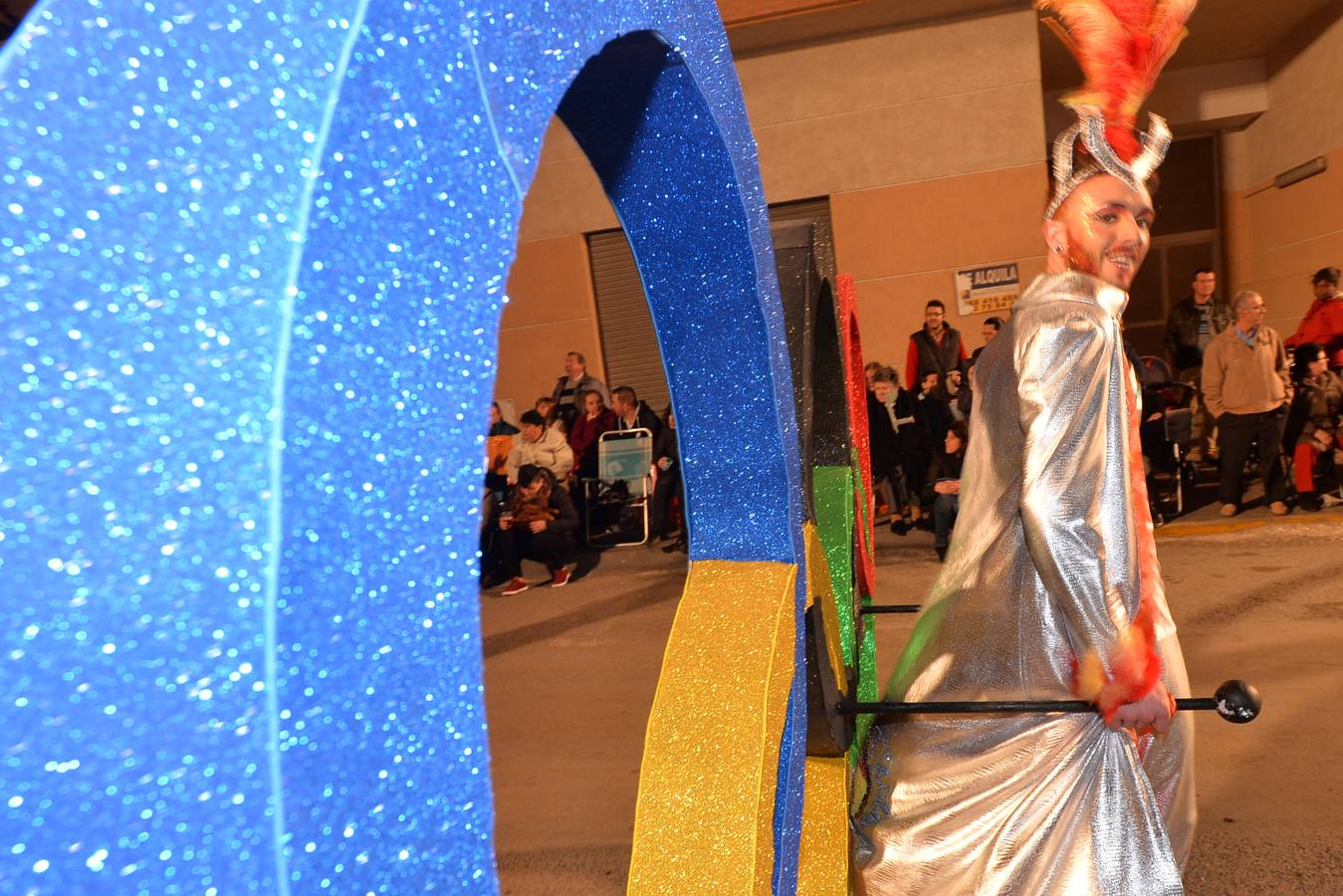 Belleza y plumas contra el viento