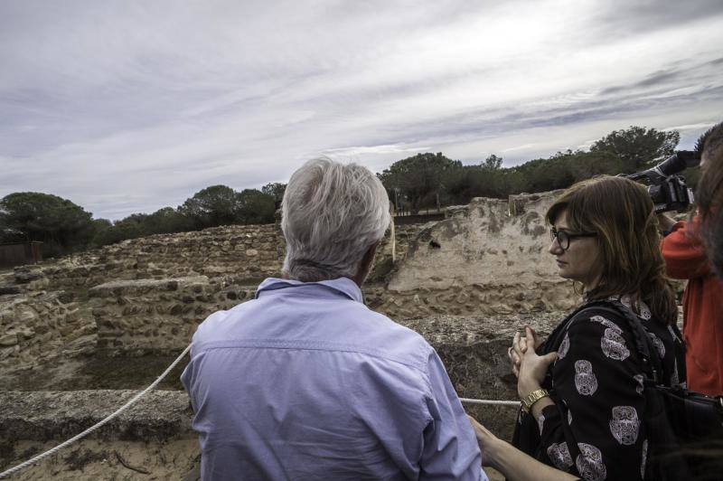 Visita de la directora general de Cultura al Parque Arqueológico de Guardamar