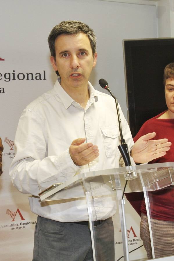 Garre rebate a Valcárcel y se alía con la oposición