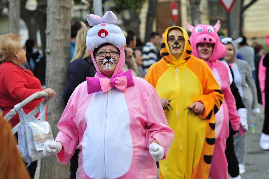 La Fama y Vistabella disfrutan del carnaval