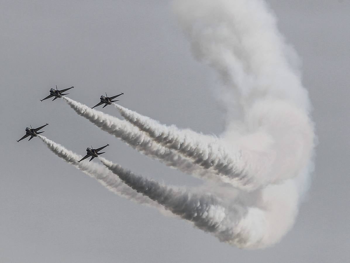 Acrobacias en el cielo