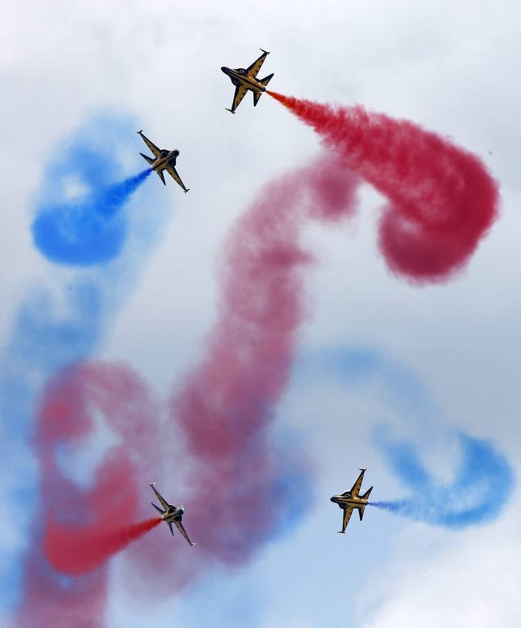 Acrobacias en el cielo