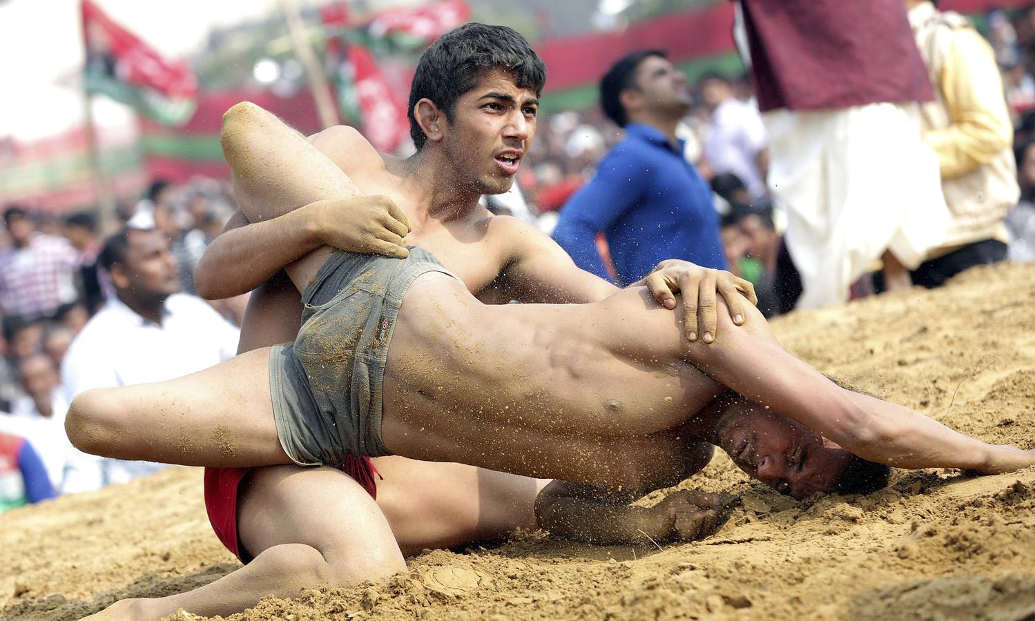 Lucha sobre la arena