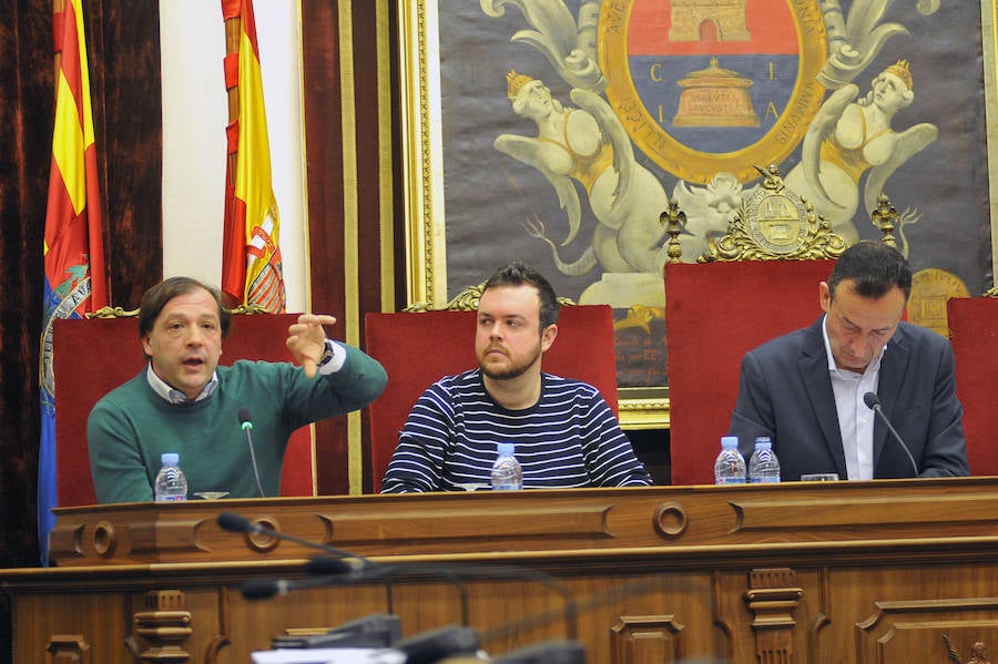 Pleno en el Ayuntamiento de Elche