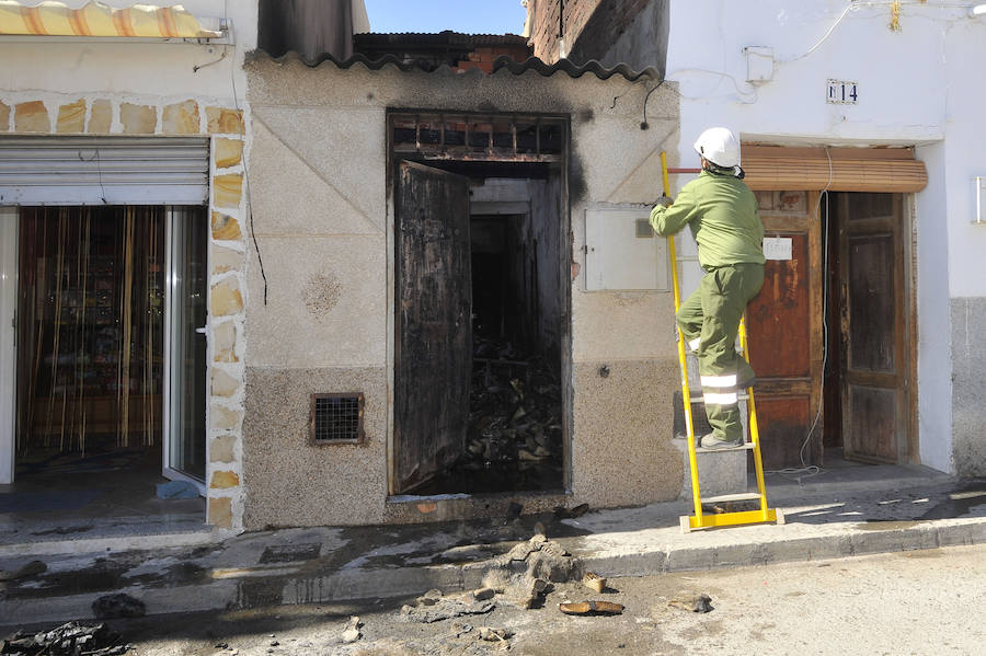 Incendio en un taller de calzado en Elche