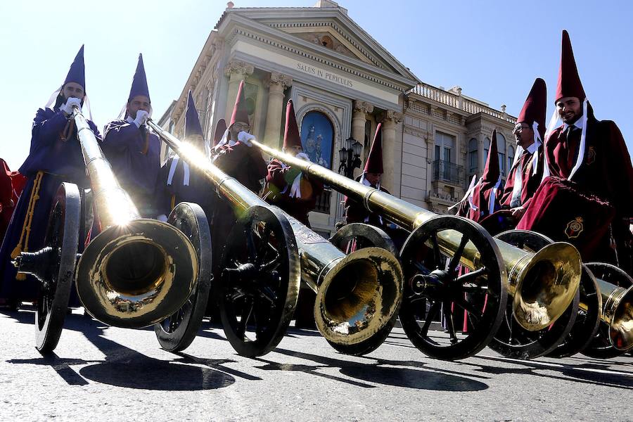 Bocinas, tambores y heraldos anuncian la Semana Santa en Murcia