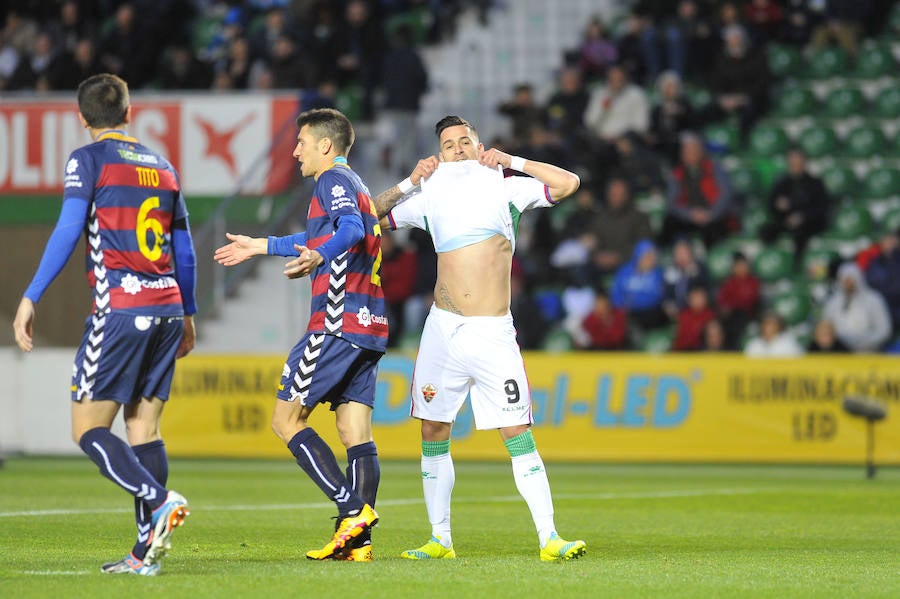 El Elche empata contra el Llagostera