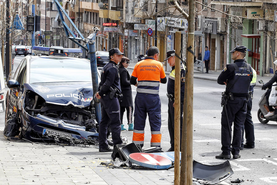 Accidente de tráfico en la Avenida de Alcoy