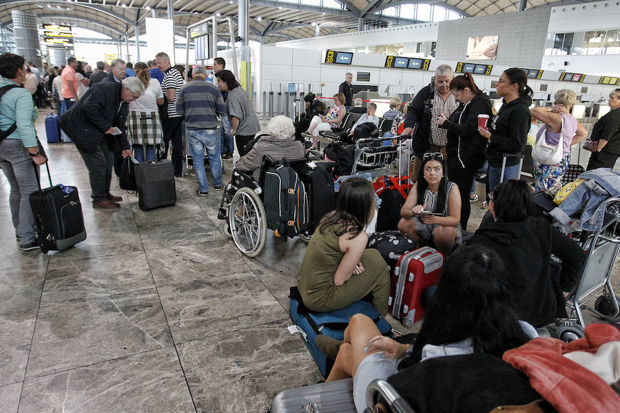 Cancelados 30 vuelos en Alicante por la huelga de controladores franceses