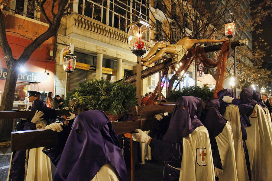 Procesión del Cristo del Hallazgo y la Virgen Dolorosa en Alicante