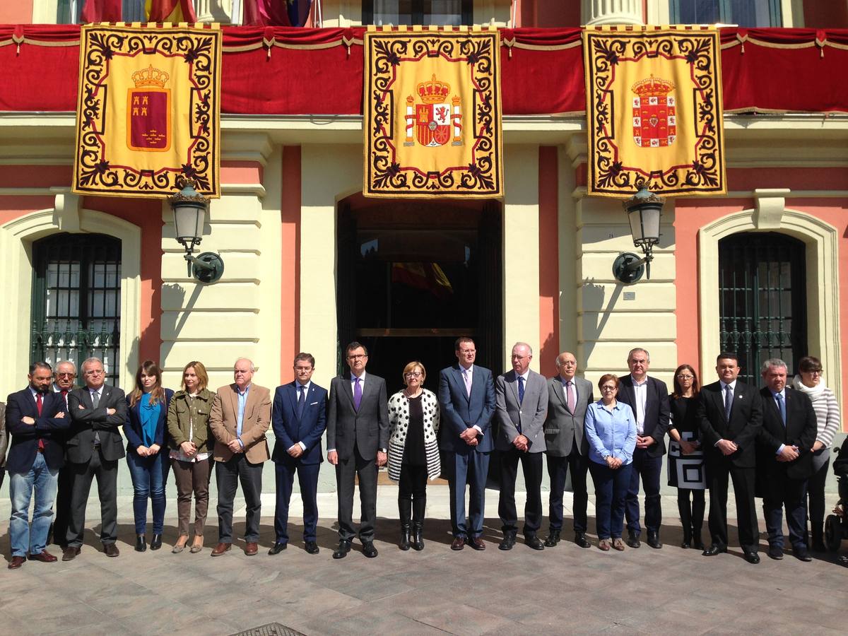 Concentración en la Glorieta de Murcia.