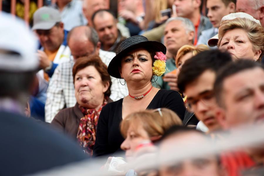 Puerta sufre una grave cornada de 25 centímetros en la pierna