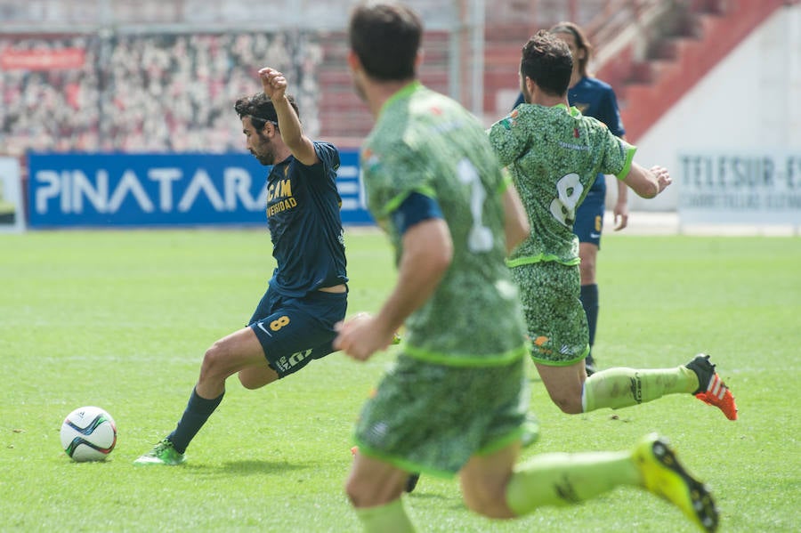 El UCAM salva los muebles (1-1)