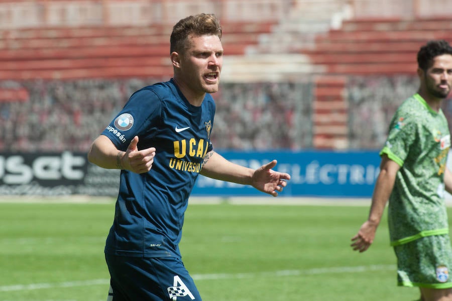 El UCAM salva los muebles (1-1)