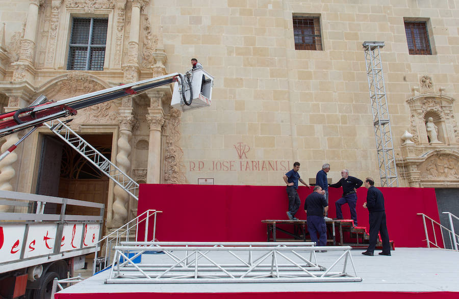 Preparativos para la Santa Faz